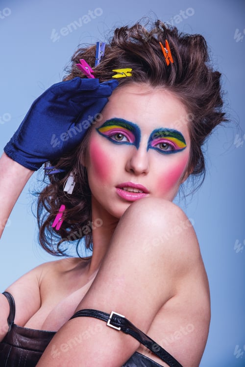 Preview: Glamour