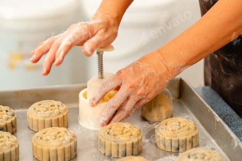 Preview: Mooncake