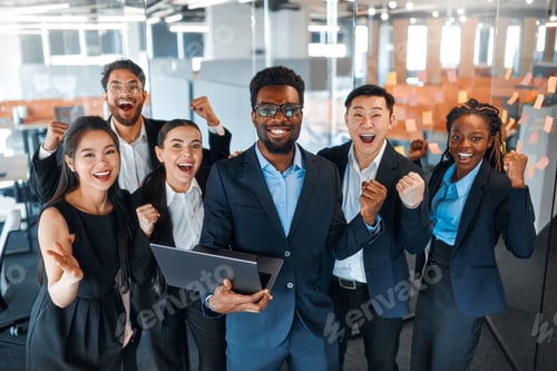 Preview: Business team working in office