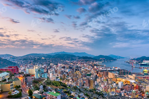 Aperçu: Nagasaki, Japan Cityscape