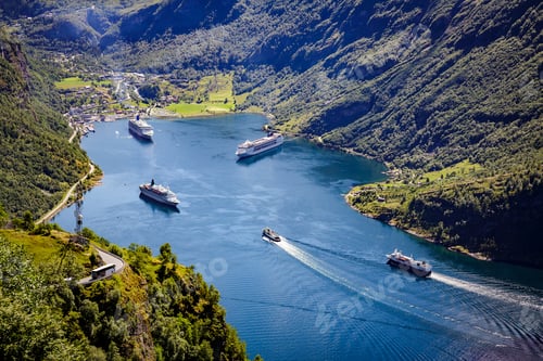 Preview: Geiranger fjord, Norway.