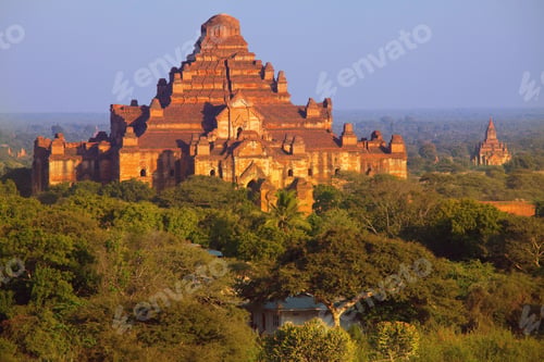 Preview: Stupa in Myanmar