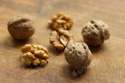 Preview: Organic Walnuts