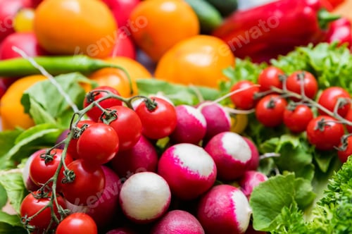 Preview: Fresh vegetables and herbs on wooden table