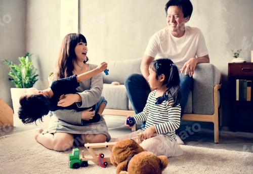 Preview: Japanese family having a great time together