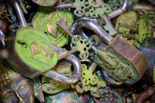 Preview: Assorted padlocks and keys