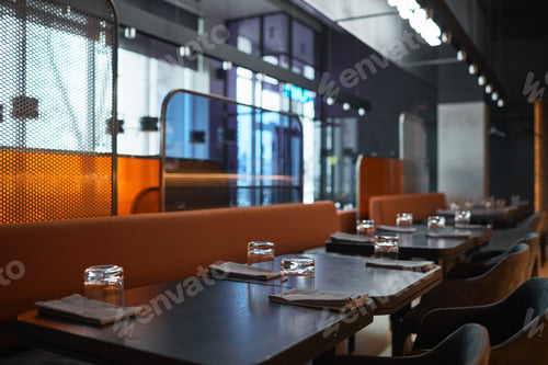 Preview: Different-textured panels between seats in bistro cafe