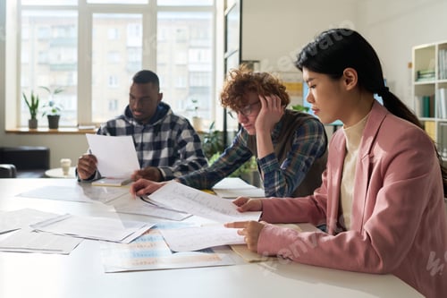 Preview: Studying Foreign Languages in Collaborative Classroom Setting