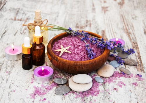 Preview: Spa products and lavender flowers