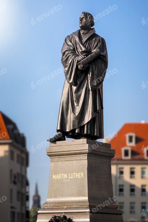 Preview: Martin Luther Statue Dresden Germany