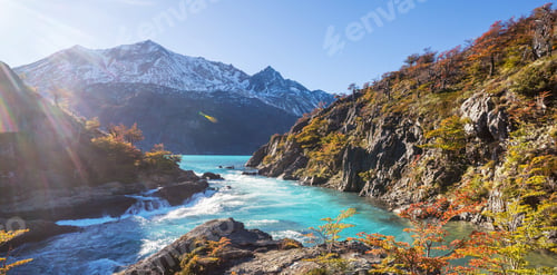 Preview: Autumn in Patagonia