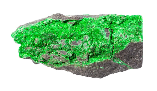 Preview: crystals of Uvarovite (green garnet) on rock