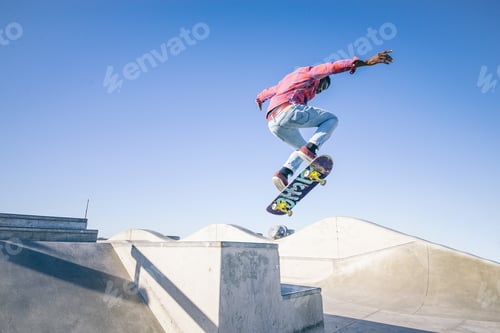 Preview: Skateboarder