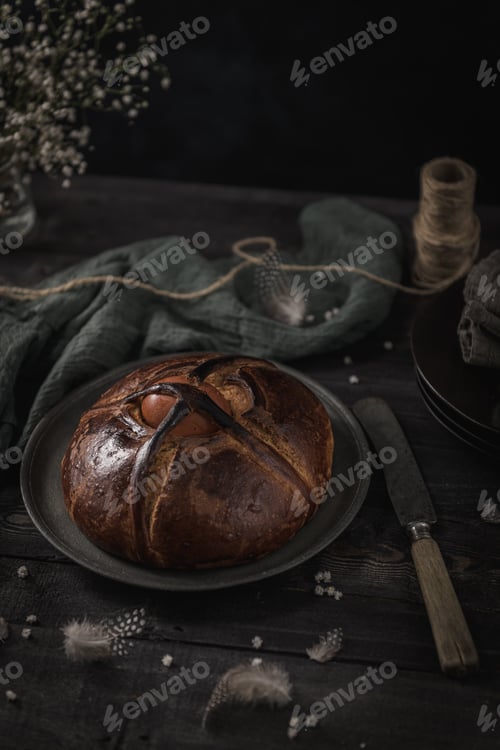 Preview: Easter folar with egg
