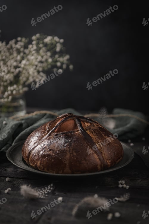 Preview: Easter folar with egg
