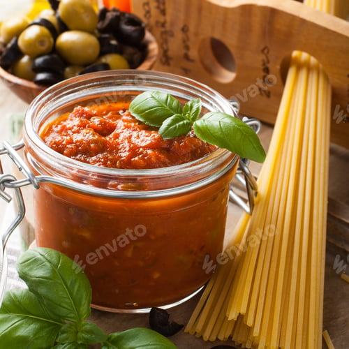 Preview: Glass jar with homemade tomato pasta sauce