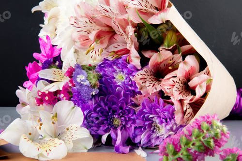 Preview: top view of a bouquet of white and pink color alstroemeria and chrysanthemum flowers