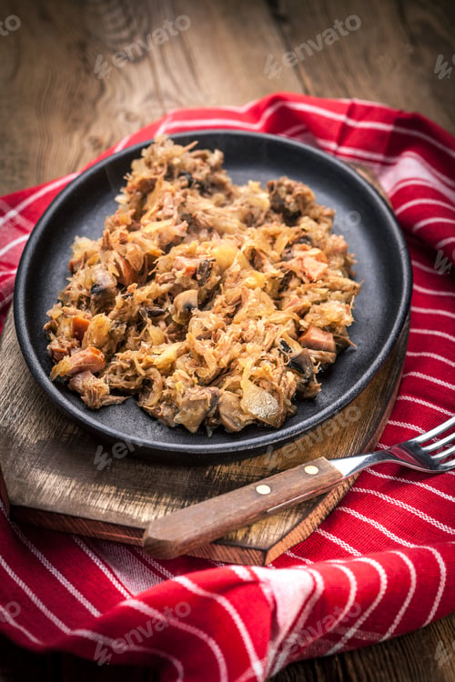 Preview: Traditional polish sauerkraut (bigos) with mushrooms and meat.
