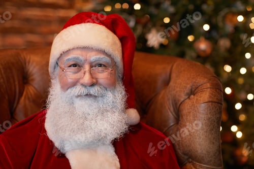 Preview: Santa Claus In Eyeglasses