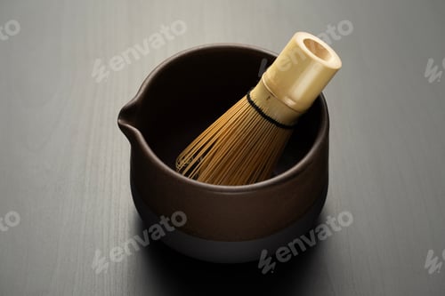 Preview: Chasen bamboo whisk and Chawan for authentic Matcha.