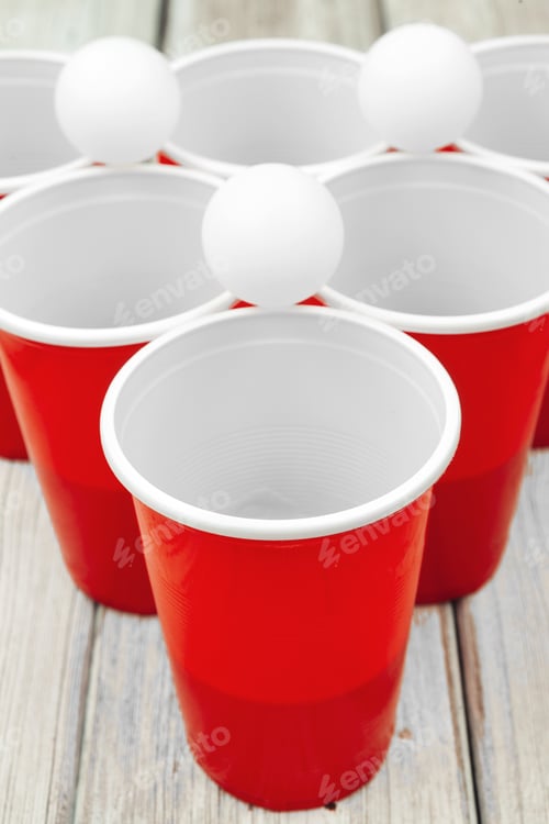 Preview: Cups for game Beer Pong on the table