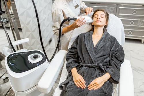 Preview: Woman during a laser rejuvenation treatment