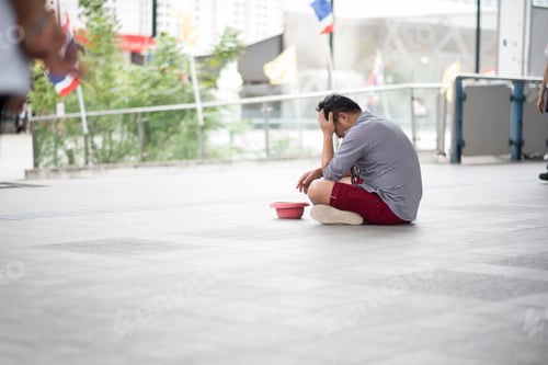Preview: Tourist lost money begging money on street