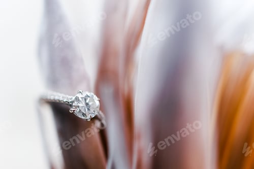 Preview: Close up of wedding ring