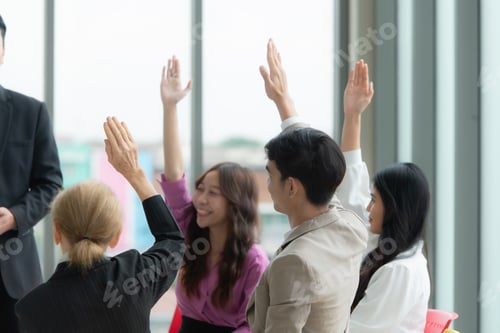 Preview: Group of business people meeting in conference room. Business and education concept.