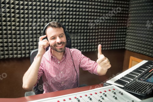 Preview: Sound engineer happy with audio output