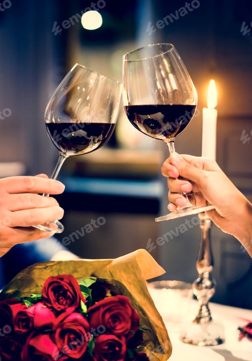 Preview: Couple celebrate valentine's day together