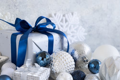 Preview: Blue and White Holiday Gift and Ornaments