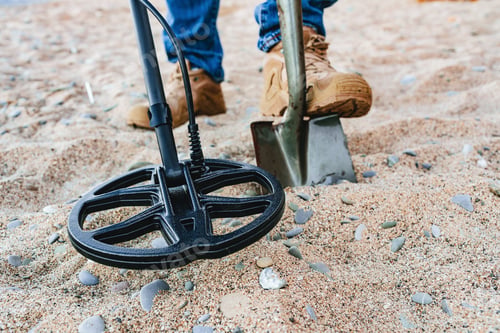 Preview: Metal detector coil in action above the ground