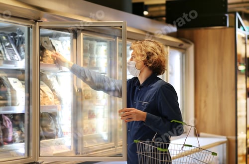 Preview: Supermarket Shopping, Face Mask And Gloves,Young Man Shopping In Supermarket, Reading Product