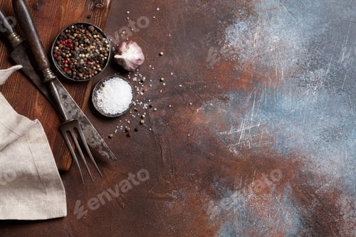 Preview: Vintage kitchen utensils and spices
