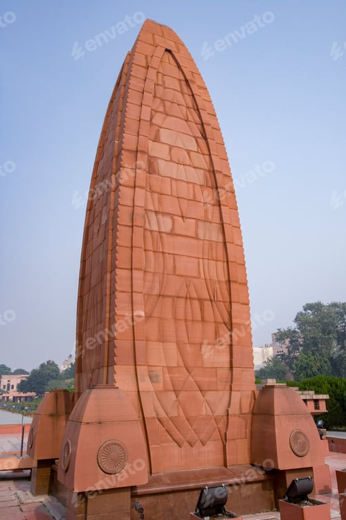 Preview: The Martyr's Memorial - Amritsar - India
