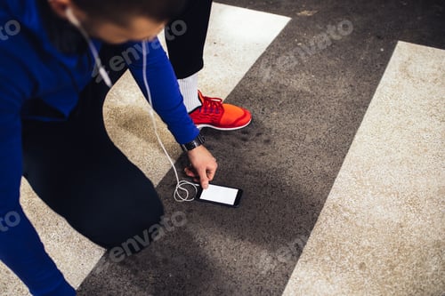Preview: Checking time for a workout
