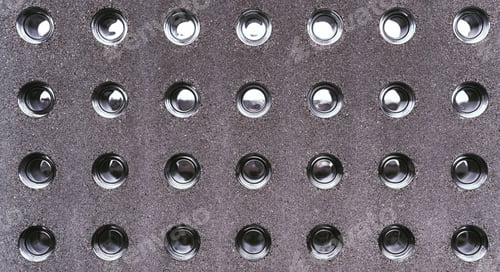 Preview: Modern concrete fence with glass insertation