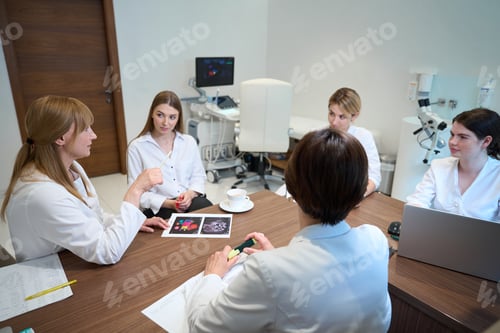 Preview: Young woman at a medical consultation at a medical center