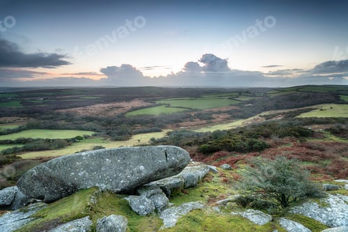 Preview: Helman Tor