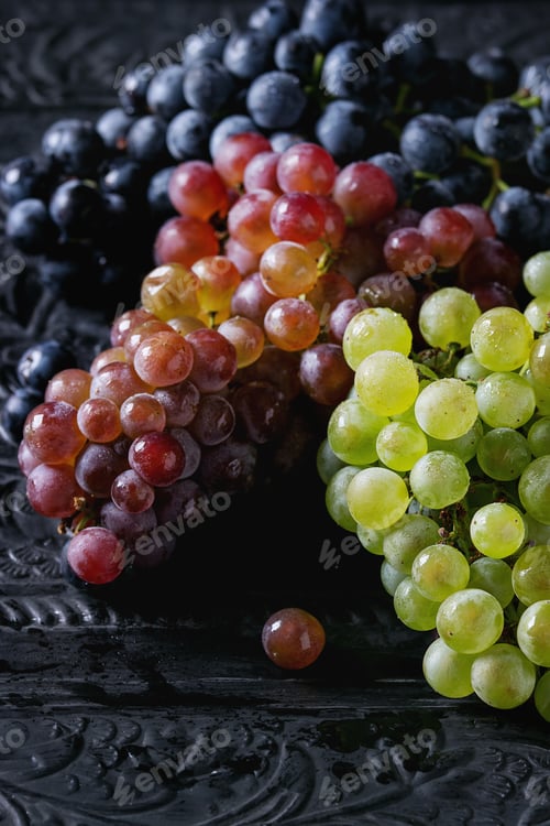 Preview: Variety of grapes