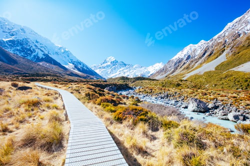 Preview: Hooker Valley Track in New Zealand