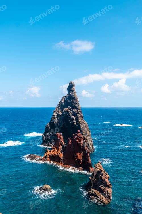 Preview: View from the viewpoint of the rock formations at Ponta de Sao Lourenco, Madeira coast. Portugal