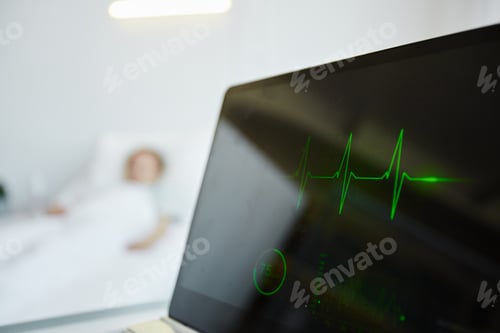 Preview: Heart Monitor in Hospital Room