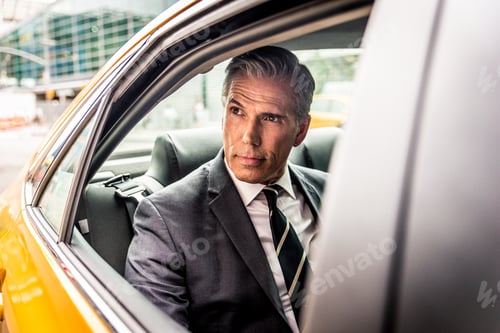 Preview: Senior businessman in New York