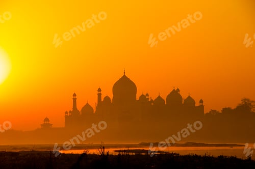 Preview: Taj Mahal at sunrise on the Yamuna River