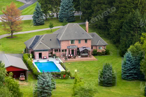 Preview: Two story private home in rural suburbs on Ontario lake shore outside of Rochester