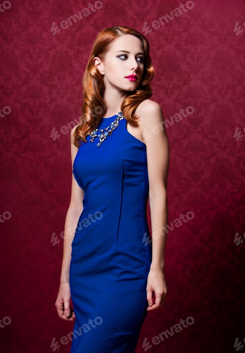 Preview: Redhead women at red background