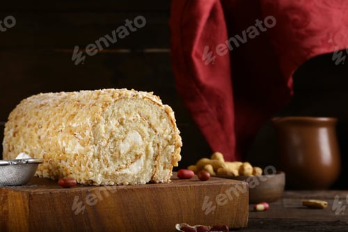 Preview: Biscuit Roll with Peanuts