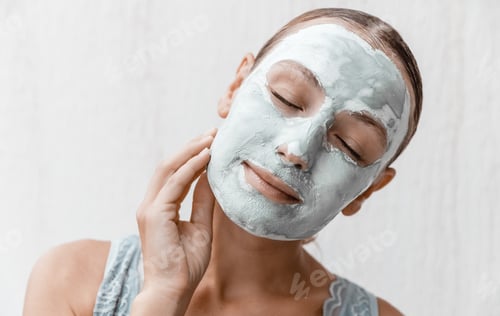Preview: Pretty Woman with Clay Face Mask